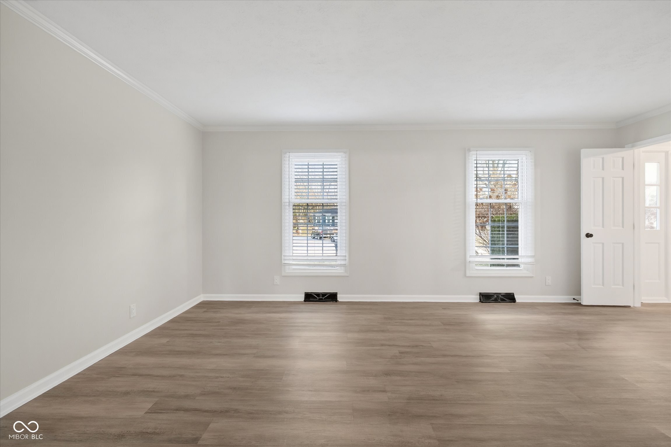 12112 Roxbury Place Carmel, IN 46033 - Photo 17 of 47