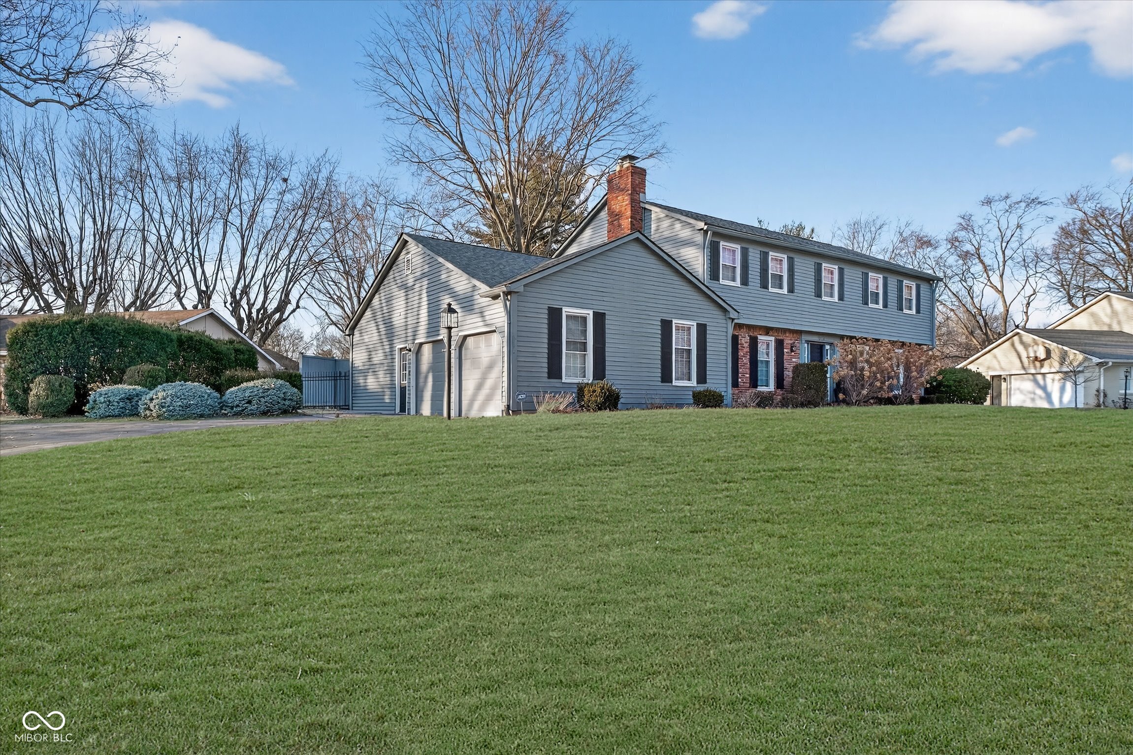 12112 Roxbury Place Carmel, IN 46033 - Photo 2 of 47