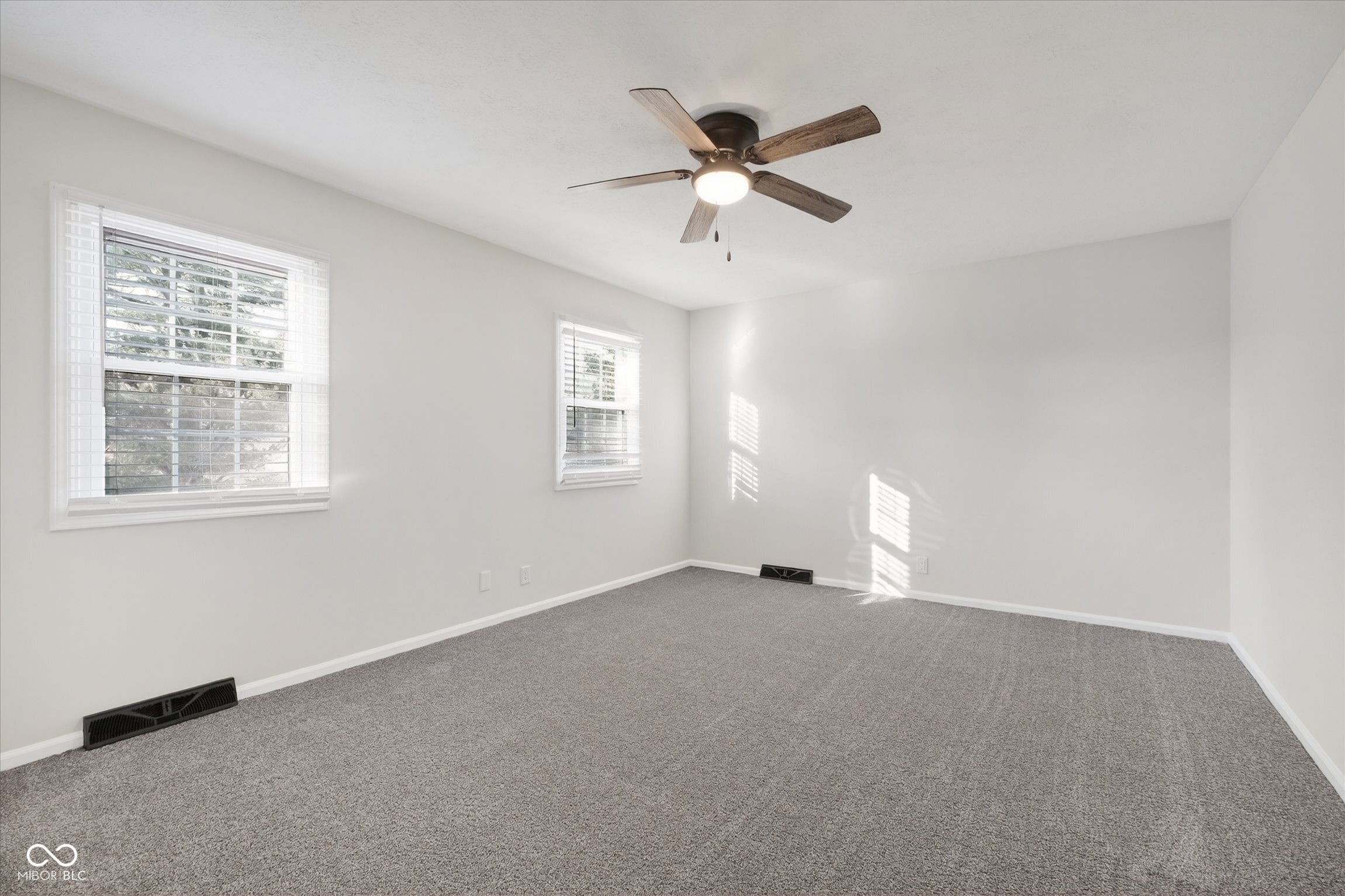 12112 Roxbury Place Carmel, IN 46033 - Photo 32 of 47