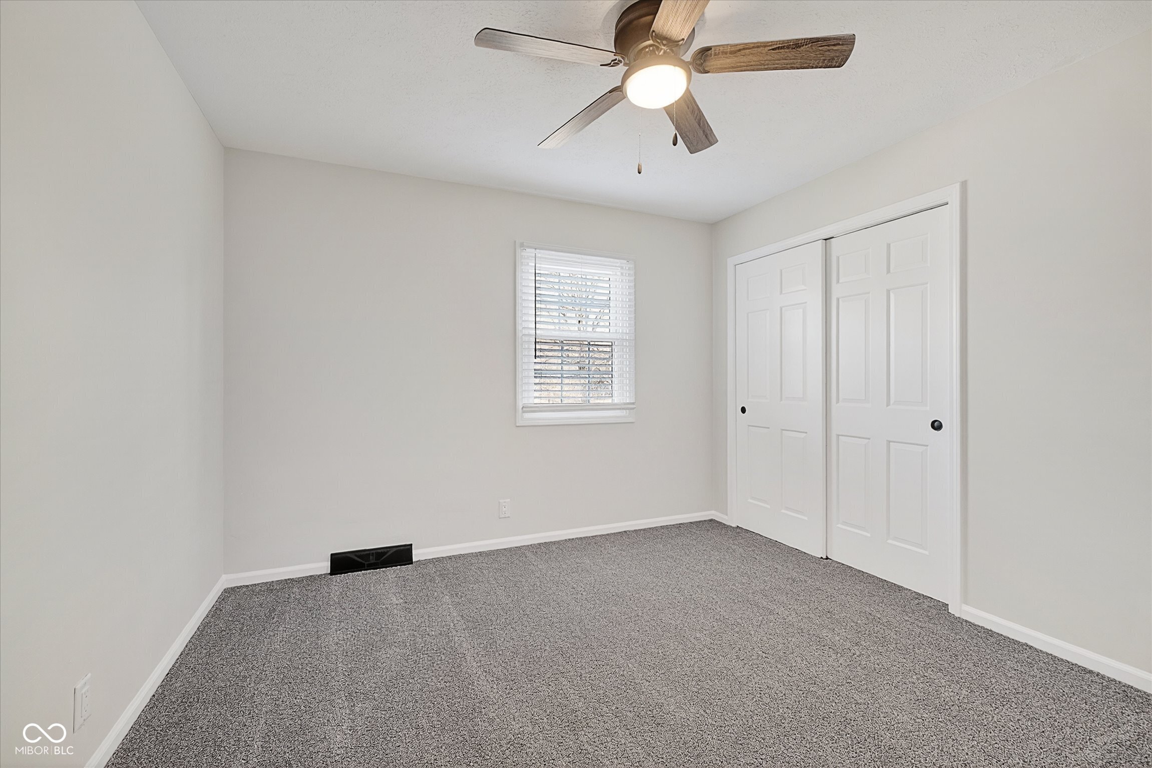 12112 Roxbury Place Carmel, IN 46033 - Photo 36 of 47