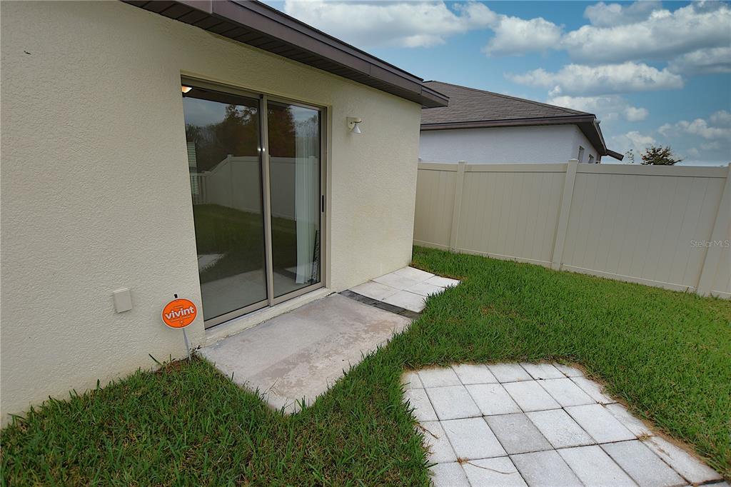 5643 Keaton Springs Drive Lakeland, FL 33811 - Photo 37 of 39 a front view of house with yard