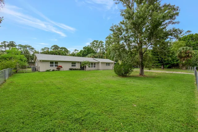 $3,450 | 9312 Pinion Drive, Lake Worth, FL 33467