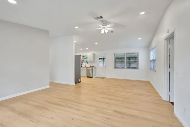 $3,450 | 9312 Pinion Drive, Lake Worth, FL 33467