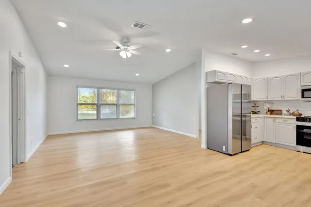 $3,450 | 9312 Pinion Drive, Lake Worth, FL 33467