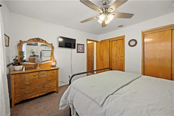 $212,000 | 1713 West Main Street, Chanute, KS 66720