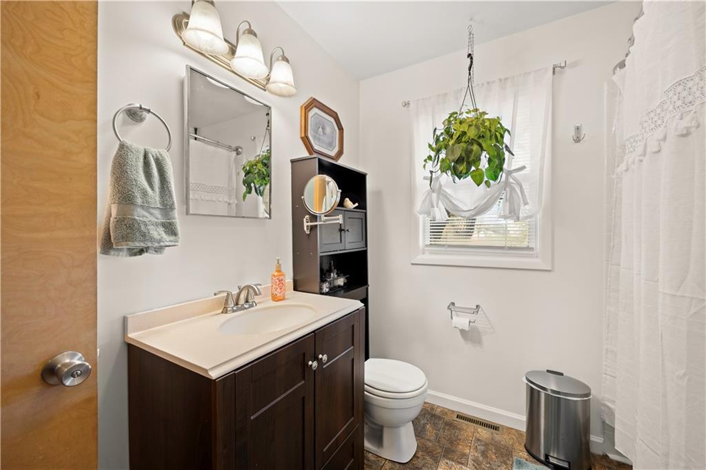 1713 West Main Street Chanute, KS 66720 - Photo 21 of 35