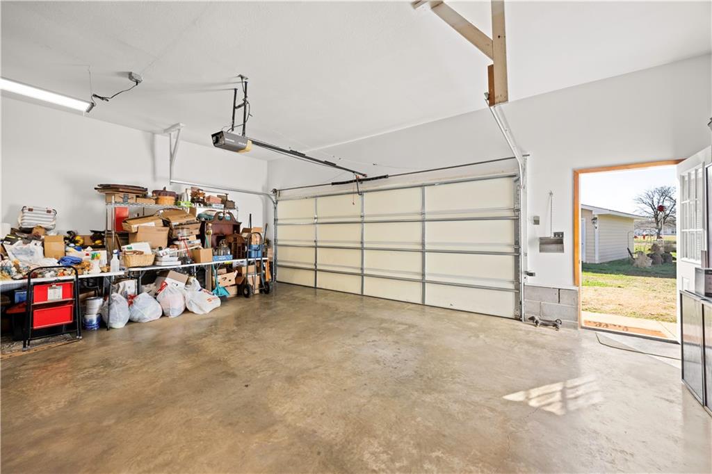 1713 West Main Street Chanute, KS 66720 - Photo 23 of 35