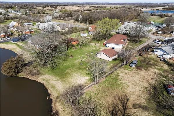 $212,000 | 1713 West Main Street, Chanute, KS 66720