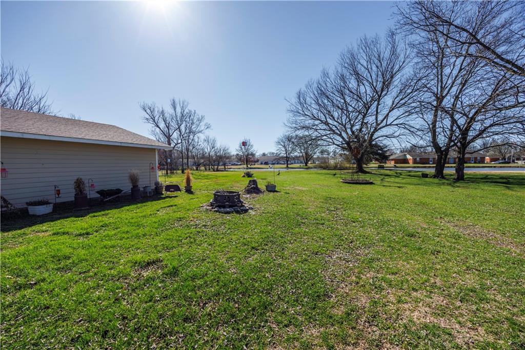 1713 West Main Street Chanute, KS 66720 - Photo 31 of 35