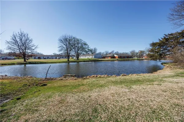 $212,000 | 1713 West Main Street, Chanute, KS 66720