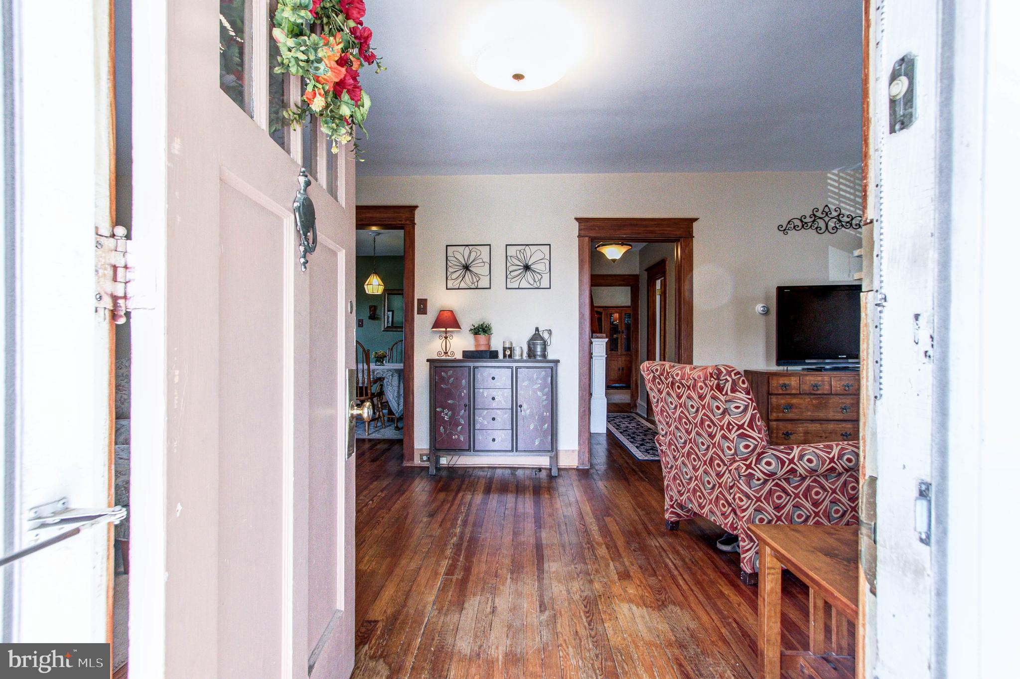 12 Barrett Road Willow Grove, PA 19090 - Photo 5 of 30 Entryway