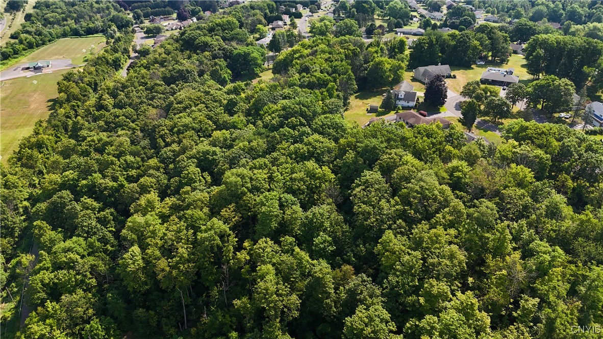 4 Nob Road Utica, NY 13501 - Photo 4 of 7