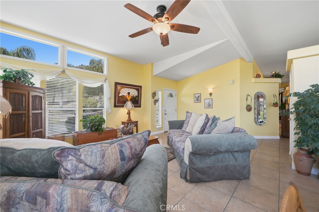 35780 Greer Road Murrieta, CA 92562 - Photo 4 of 56 Reverse view of living room.