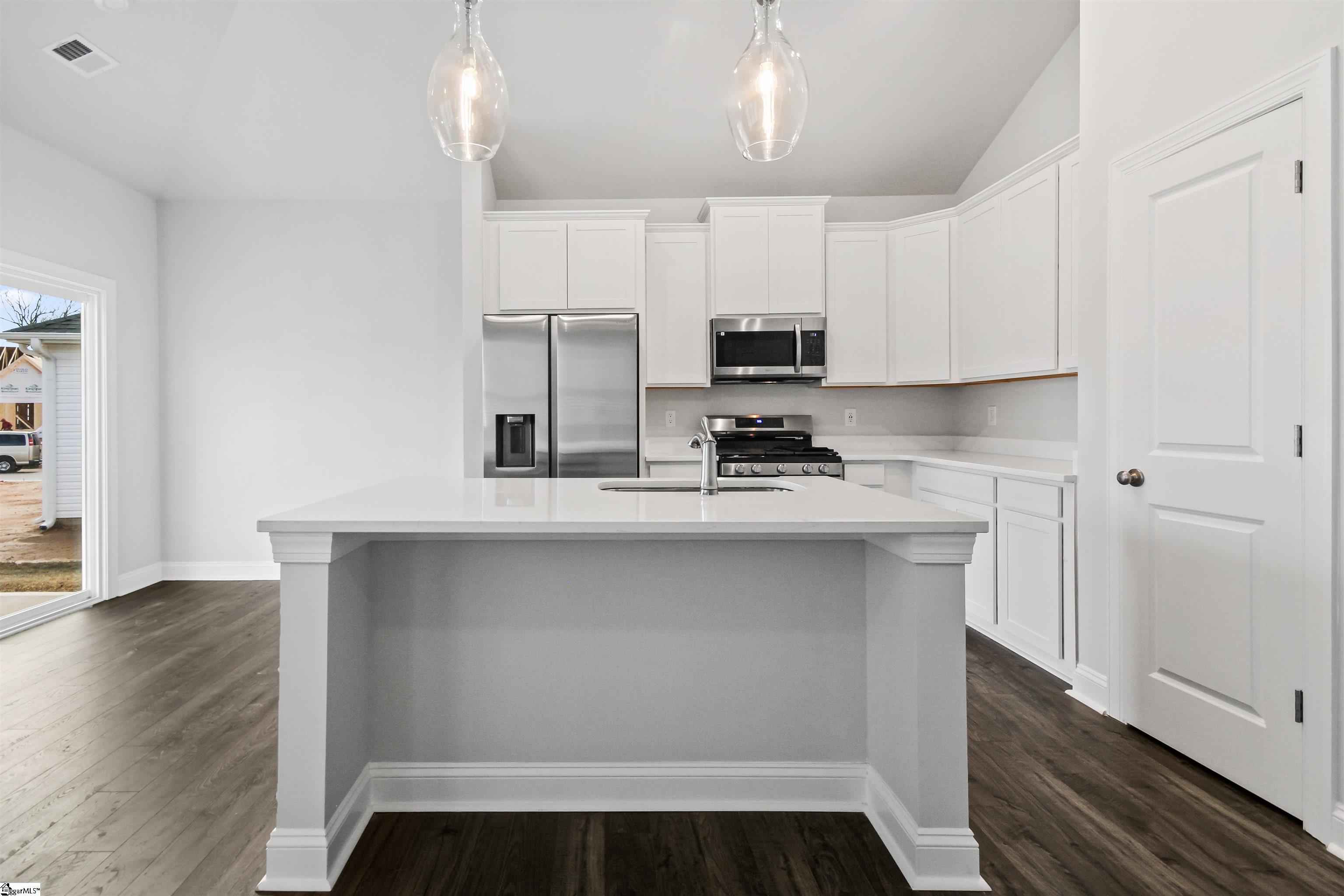 912 Maple Grv Way Greer, SC 29651 - Photo 20 of 34 Gallery Image 20