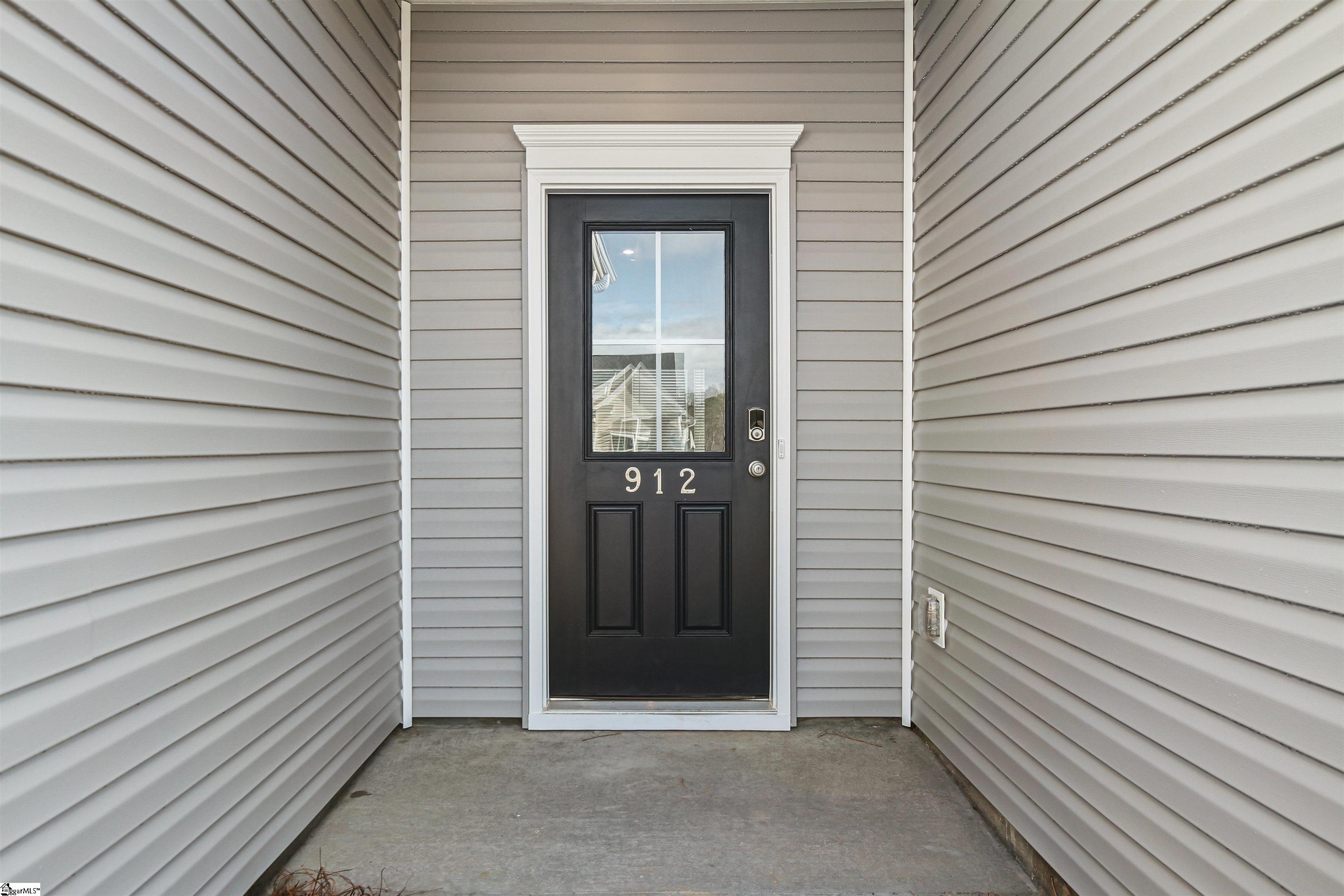 912 Maple Grv Way Greer, SC 29651 - Photo 8 of 34 Gallery Image 8