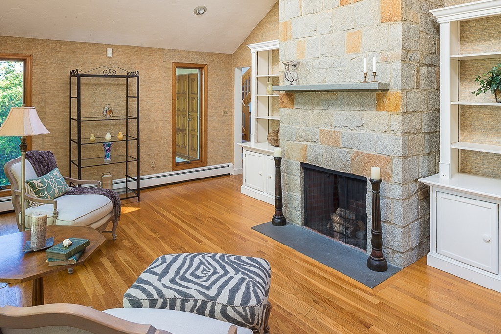 26 Forest Avenue Swampscott, MA 01907 - Photo 12 of 23