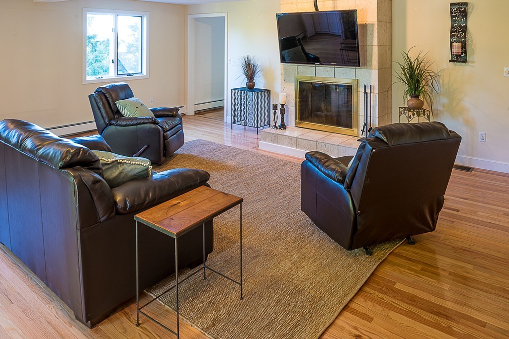 26 Forest Avenue Swampscott, MA 01907 - Photo 9 of 23