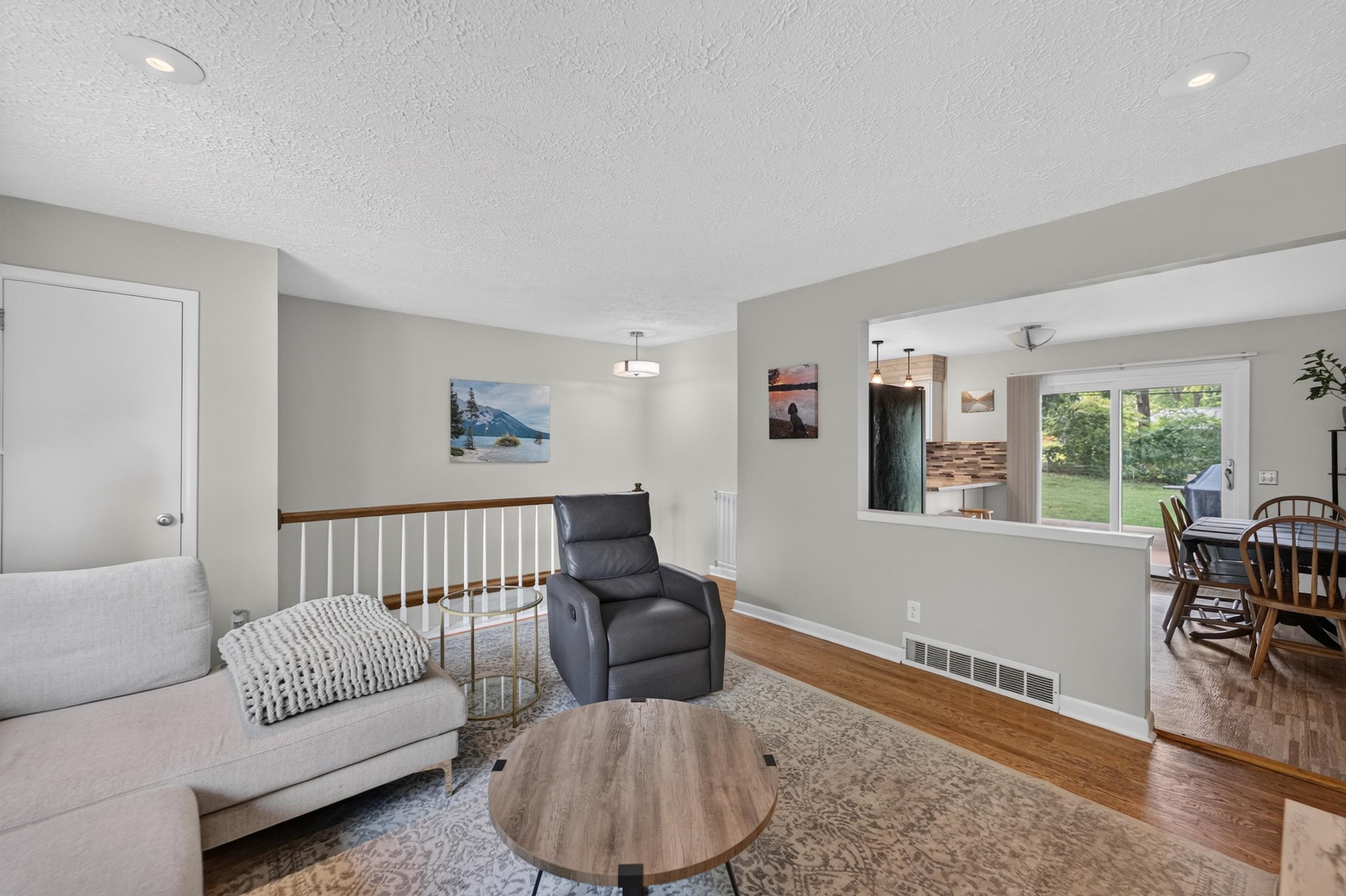 1221 Debra Lane Madison, WI 53704 - Photo 6 of 31