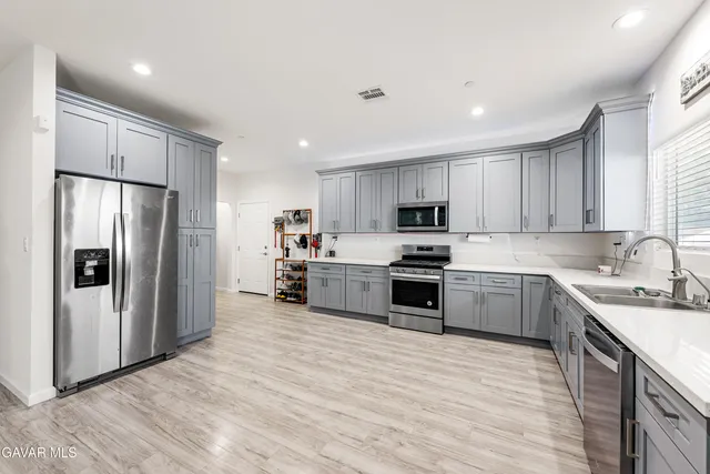 $385,000 | 20849 108th Street, California City, CA 93505