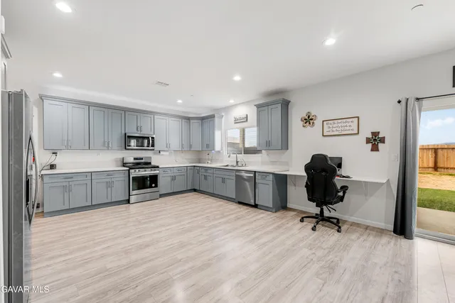 $385,000 | 20849 108th Street, California City, CA 93505