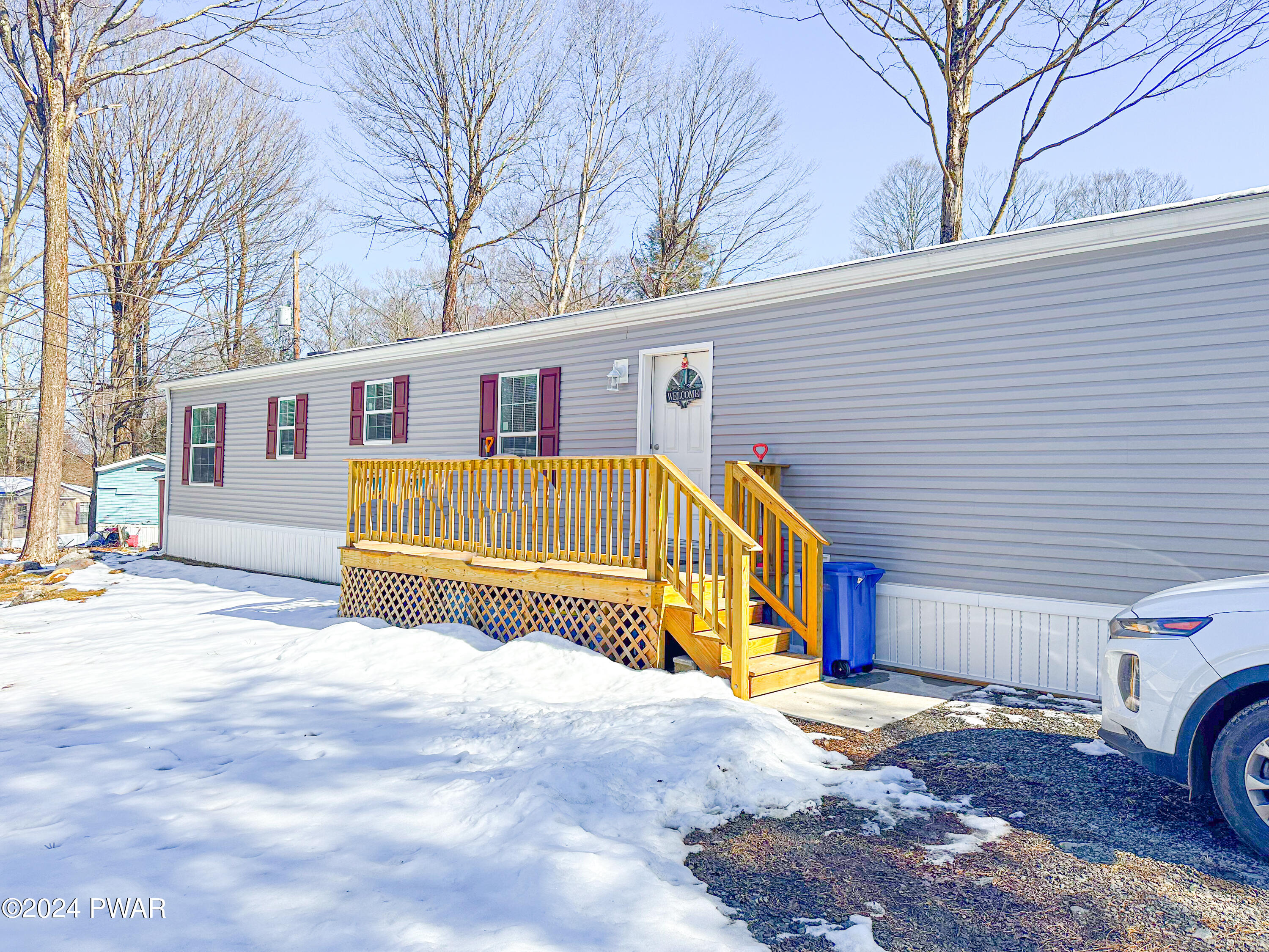 116 Middle Road Greentown, PA 18426 - Photo 1 of 24