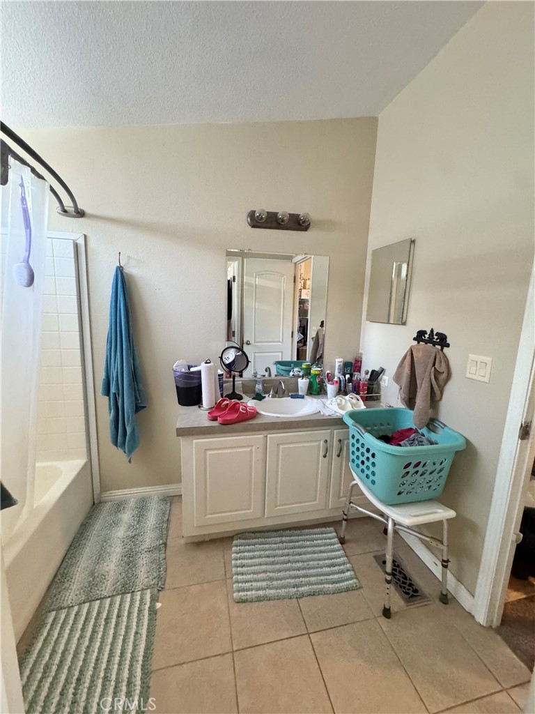 12101 Indiana Riverside, CA 92503 - Photo 16 of 20