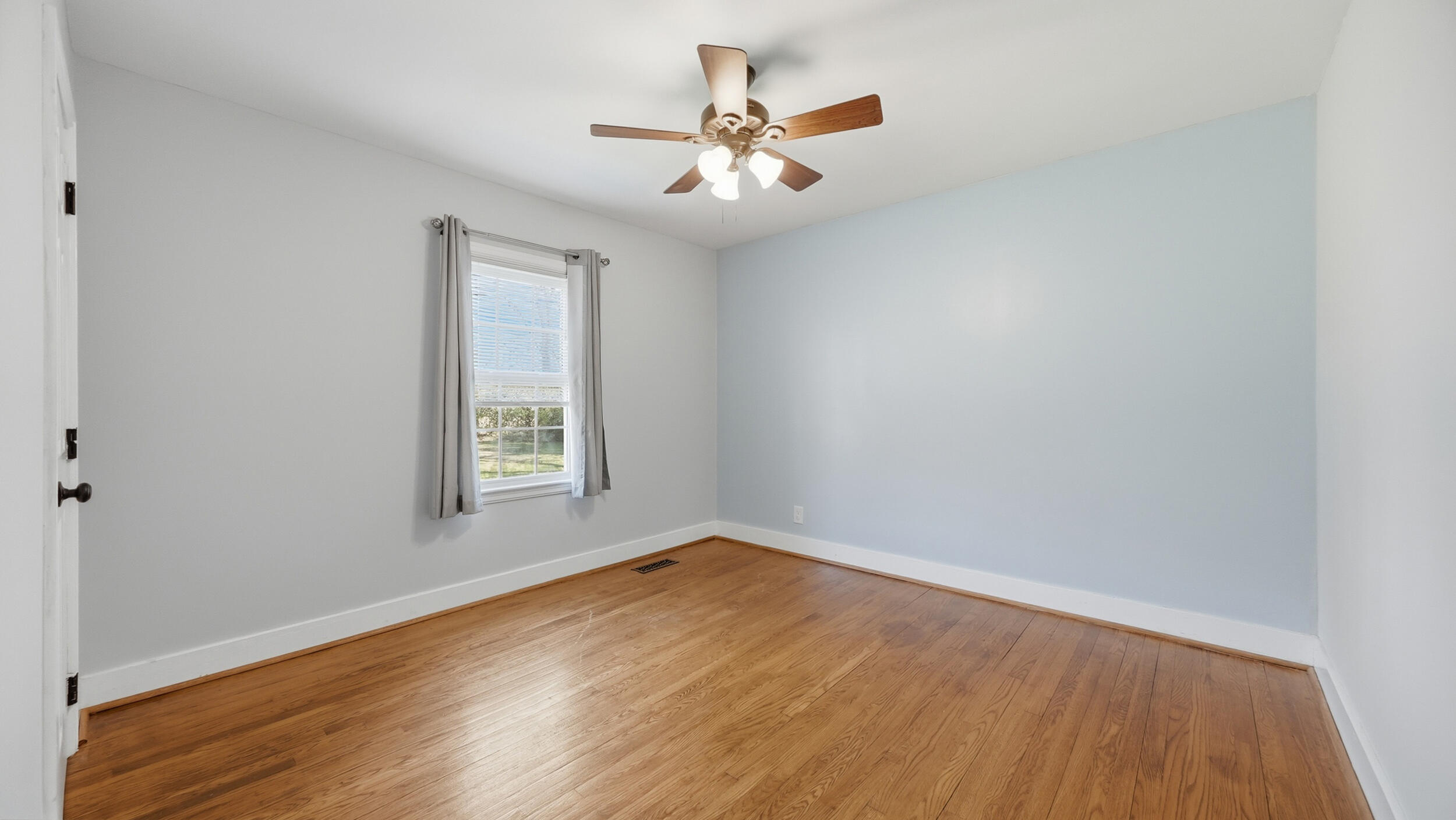 42 Warren Street Rossville, GA 30741 - Photo 16 of 35 23_42 warren st-23