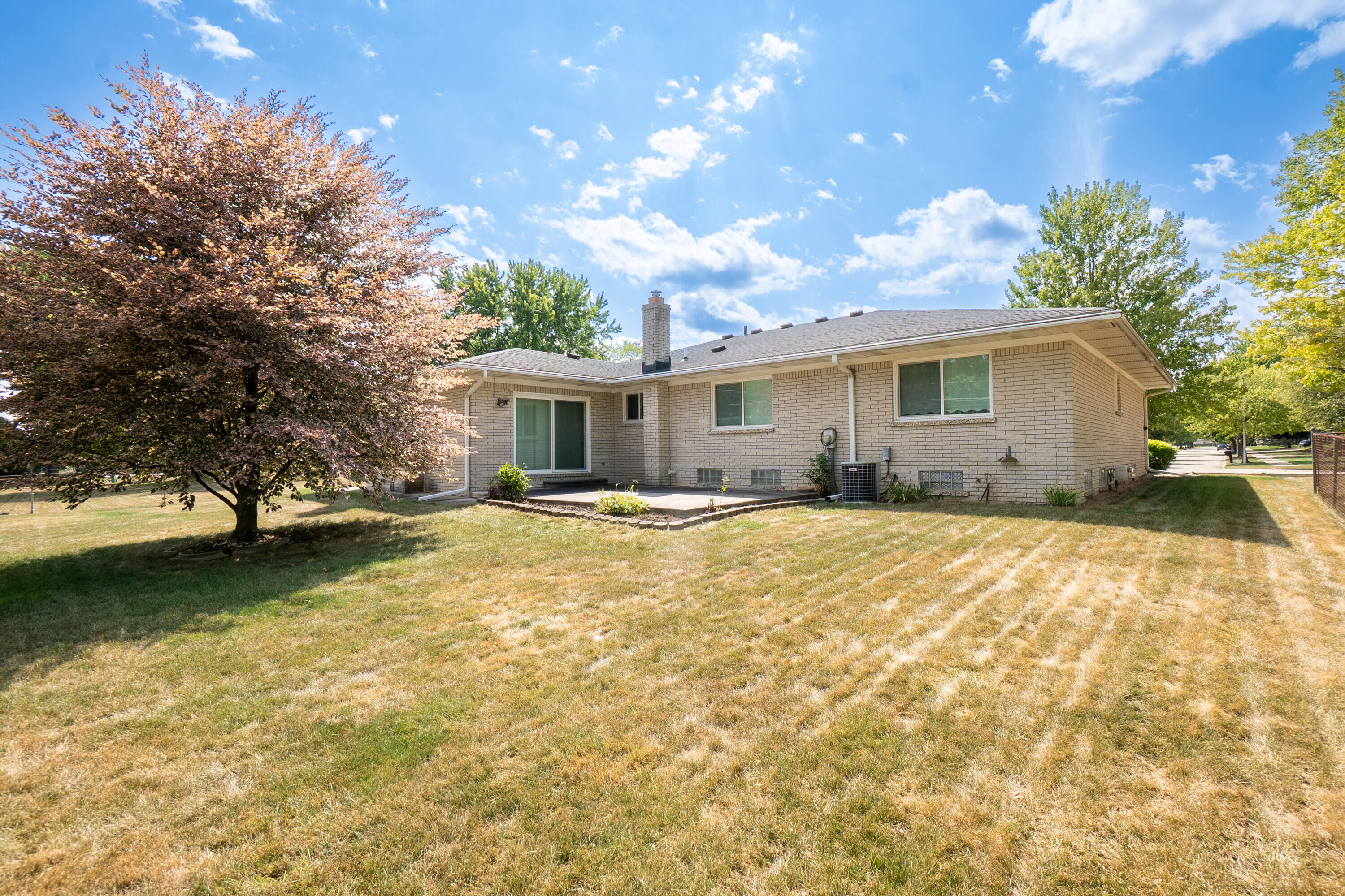 17596 Levan Road Livonia, MI 48152 - Photo 41 of 42 005_5