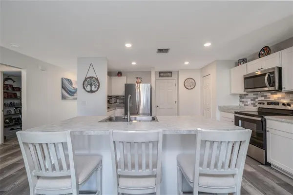 $369,500 | 2 Rainrock Place, Palm Coast, FL 32164