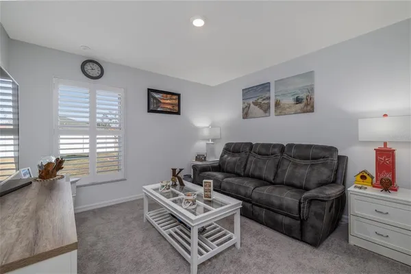 $369,500 | 2 Rainrock Place, Palm Coast, FL 32164