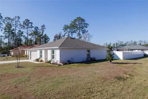$369,500 | 2 Rainrock Place, Palm Coast, FL 32164