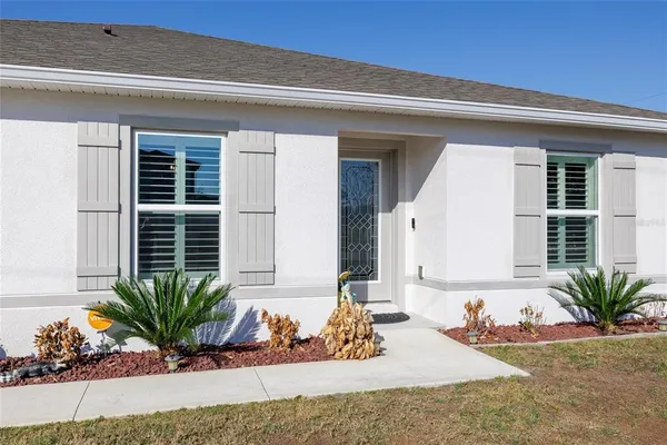 $369,500 | 2 Rainrock Place, Palm Coast, FL 32164