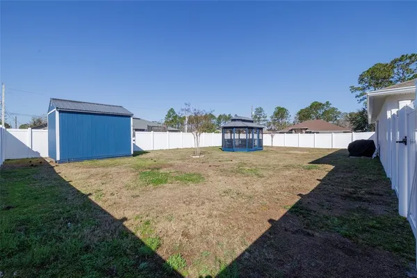 $369,500 | 2 Rainrock Place, Palm Coast, FL 32164