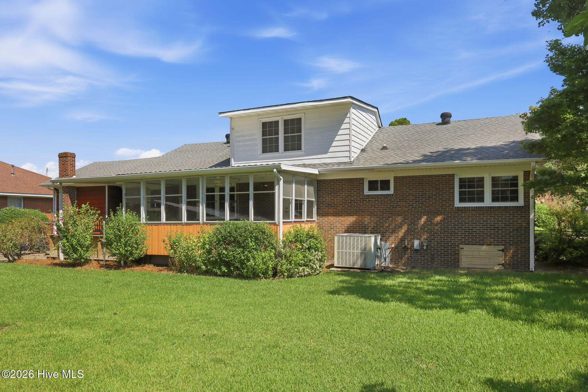2002 Carey Road Kinston, NC 28501 - Photo 9 of 54 Gallery Image 9