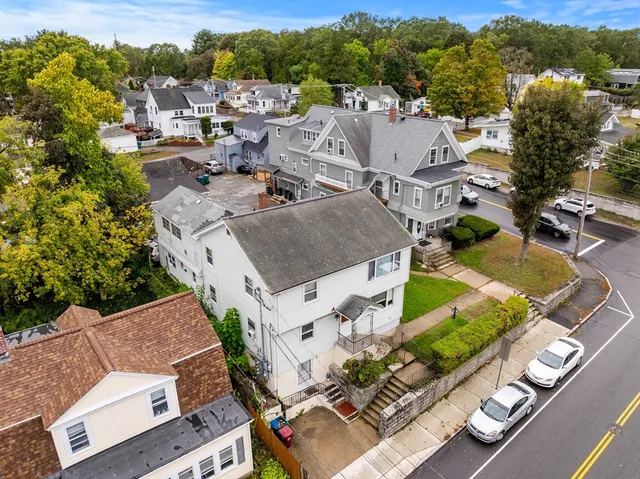 $865,000 | 380 University Avenue, Lowell, MA 01854