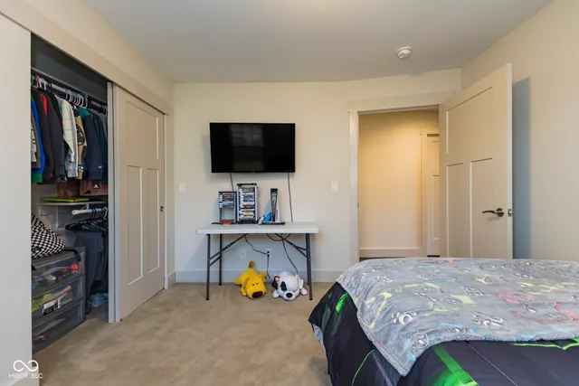 $549,900 | 5513 West Sawgrass Way, Muncie, IN 47304