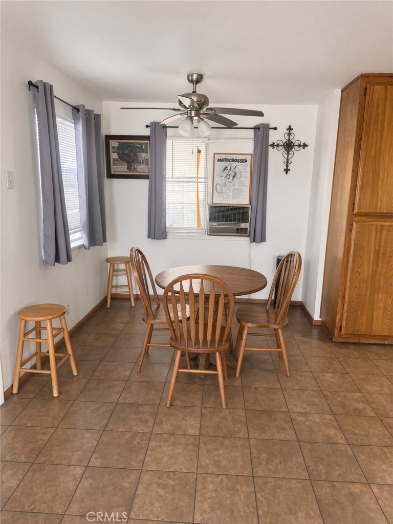 10625 Tecopa Road Apple Valley, CA 92308 - Photo 7 of 20 Gallery Image 7