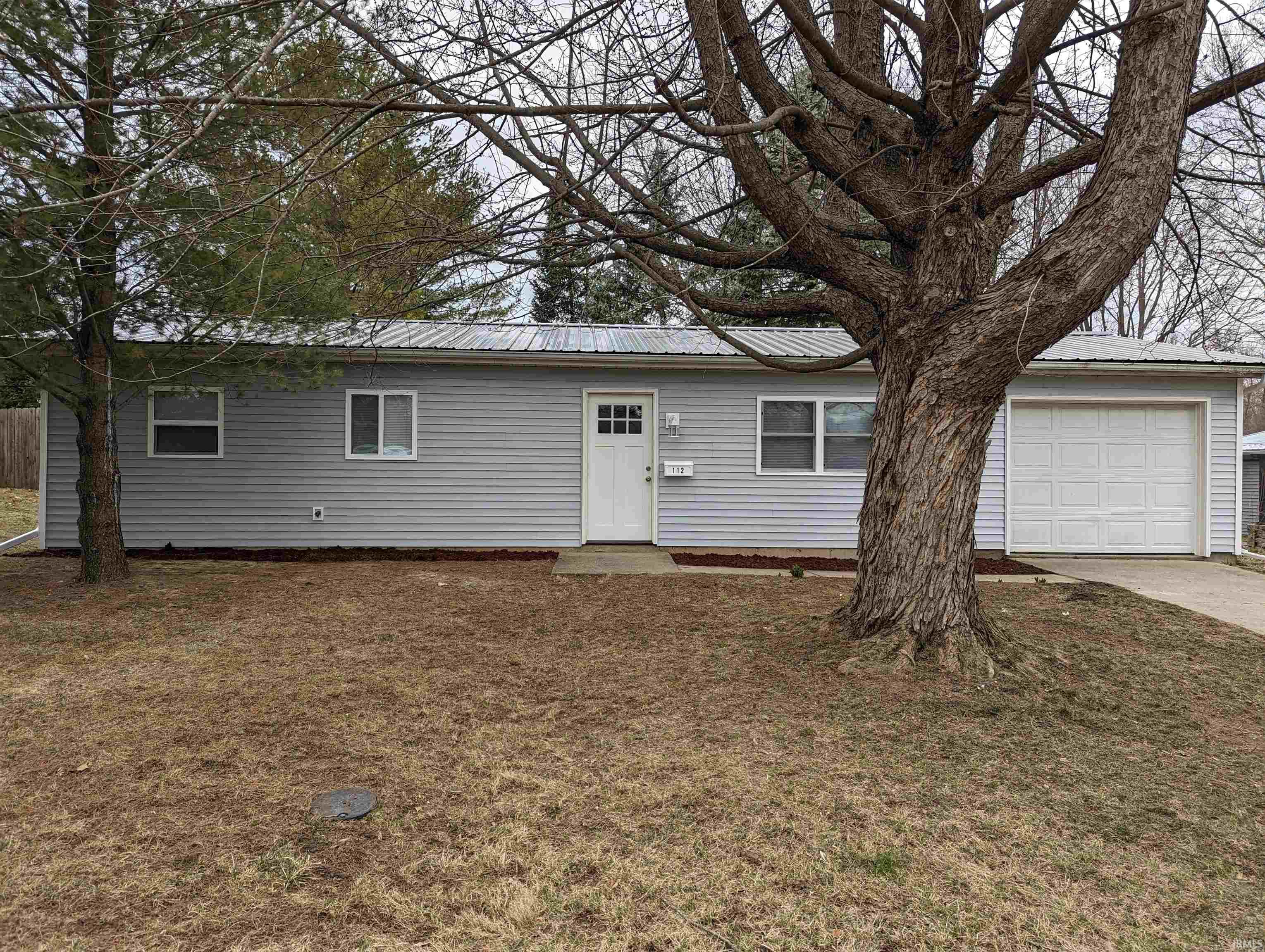 112 Maxton Drive Butler, IN 46721 - Photo 1 of 34 Gallery Image 1