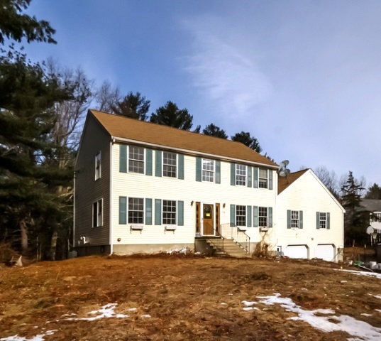 64 Pelham Road Hudson, NH 03051 - Photo 1 of 19