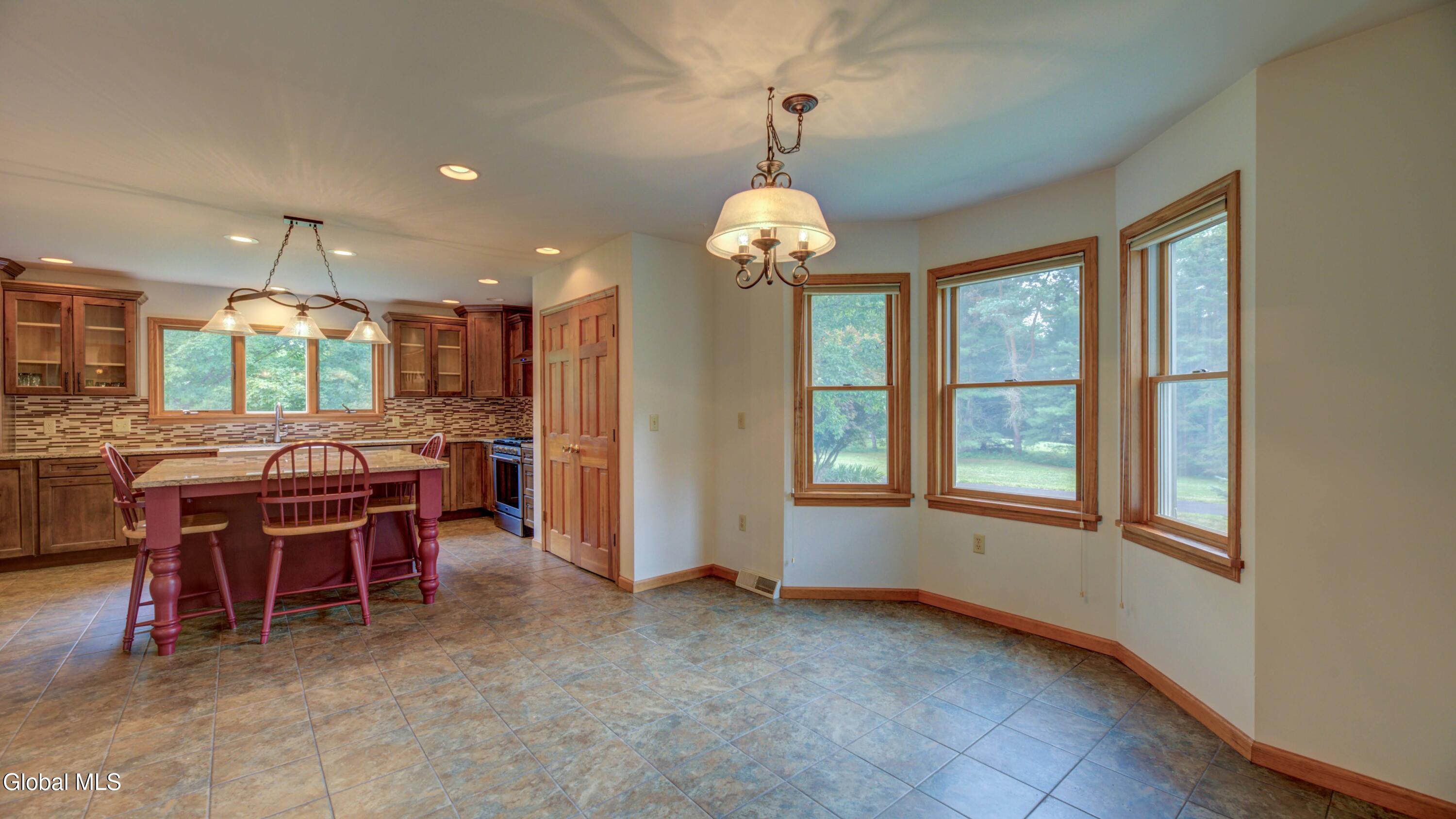 41 Carolyn Road Schodack, NY 12184 - Photo 16 of 49 41 Carolyn-56