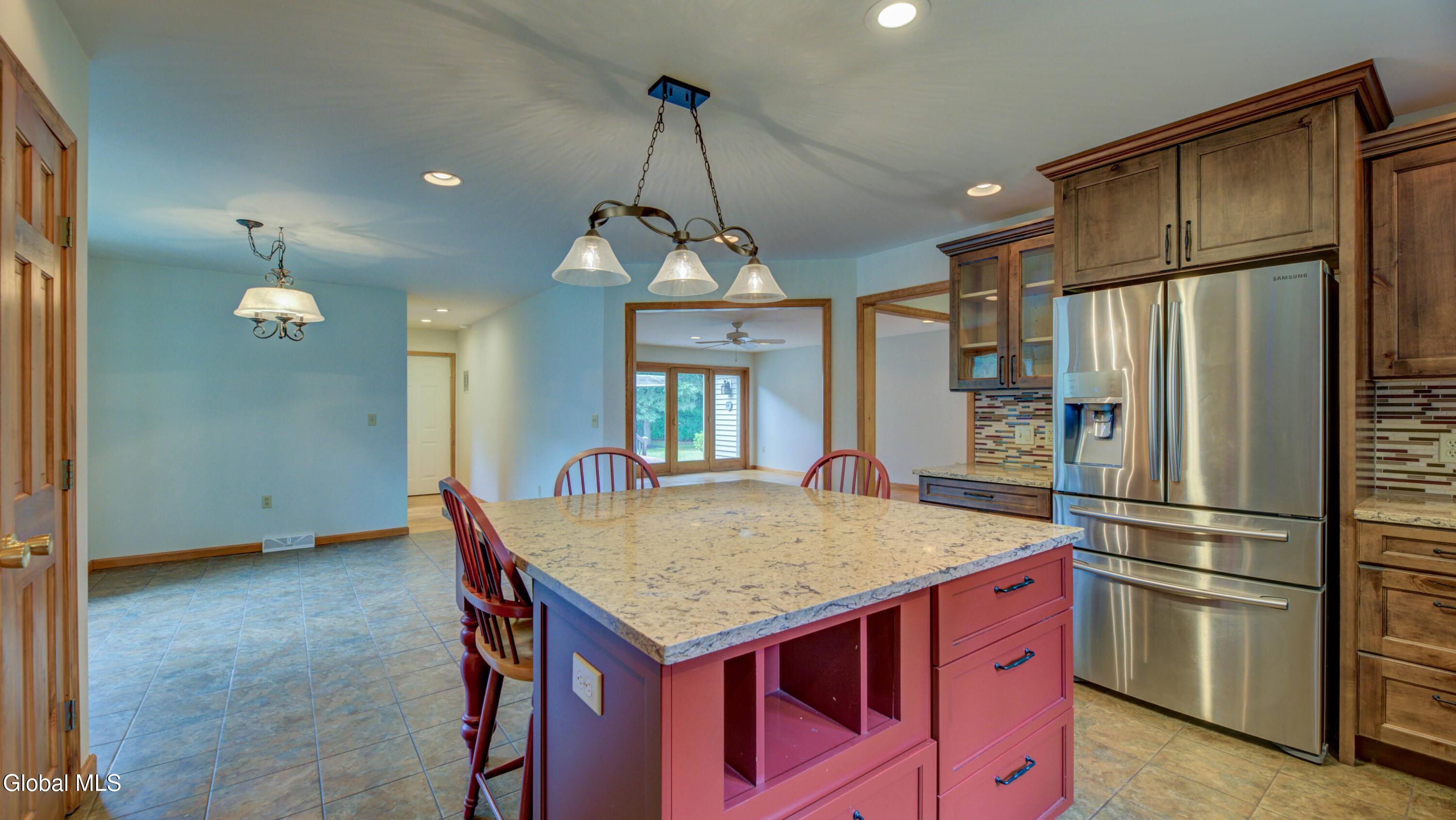 41 Carolyn Road Schodack, NY 12184 - Photo 19 of 49 41 Carolyn-62
