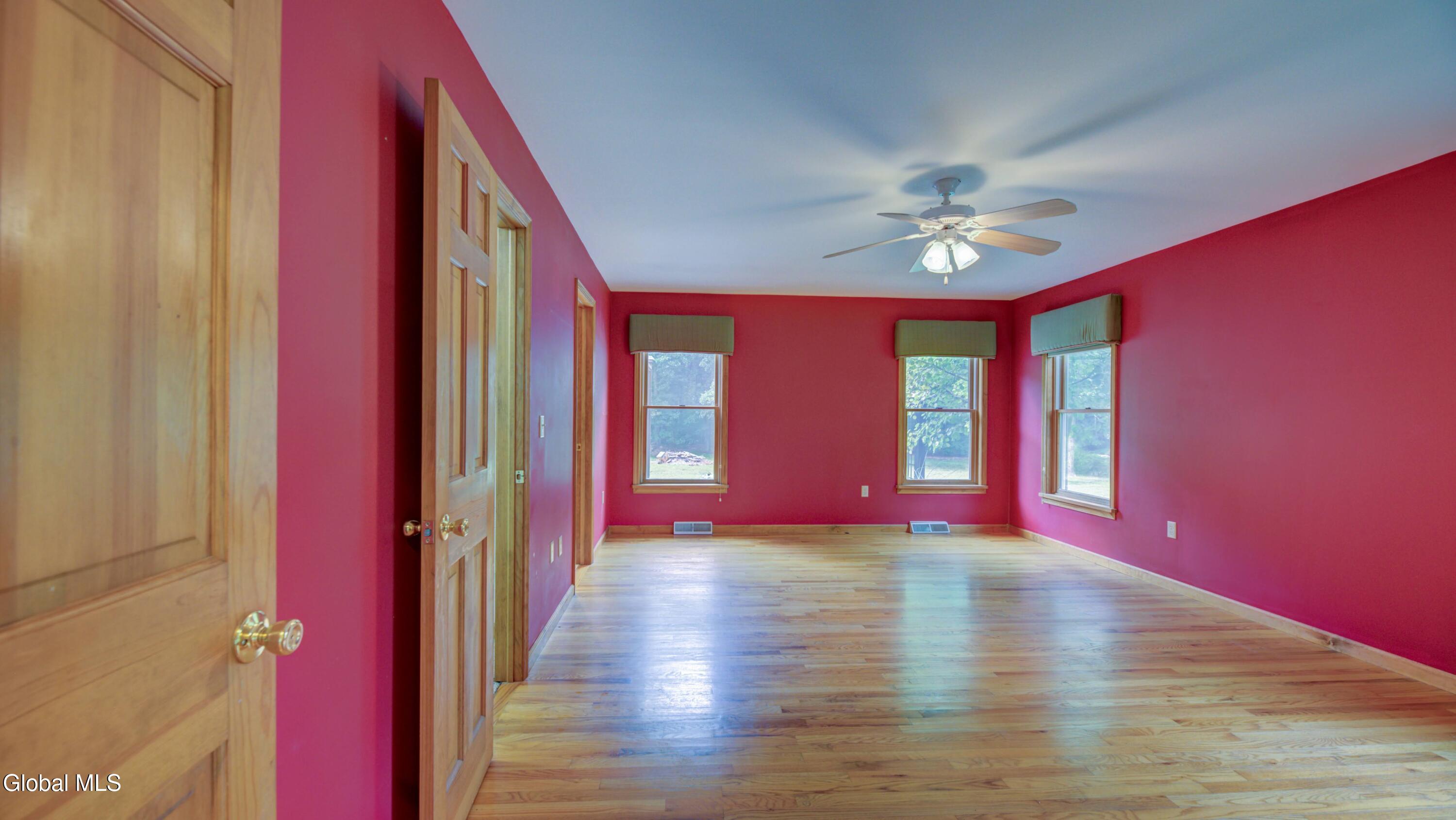 41 Carolyn Road Schodack, NY 12184 - Photo 31 of 49 41 Carolyn-79