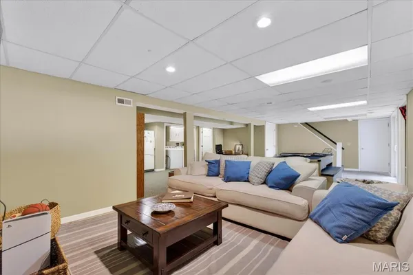 $519,000 | 1331 Parkview Valley Drive, Ballwin, MO 63011