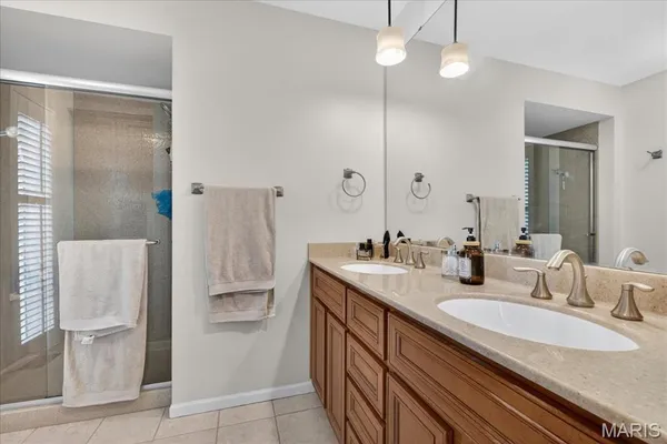$519,000 | 1331 Parkview Valley Drive, Ballwin, MO 63011