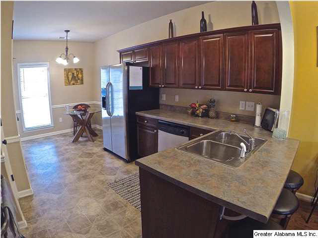 4319 Ridgemont Circle Birmingham, AL 35244 - Photo 5 of 32