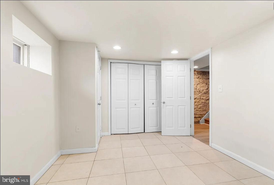 1401 Druid Hill Avenue, Unit A Baltimore, MD 21217 - Photo 16 of 17 a view of an empty room