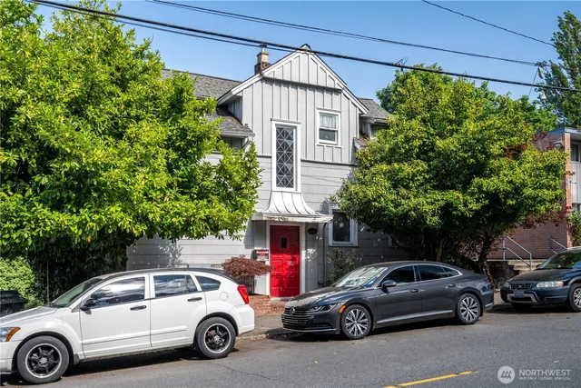 $1,250,000 | 4710 22nd Avenue Northeast, Seattle, WA 98105
