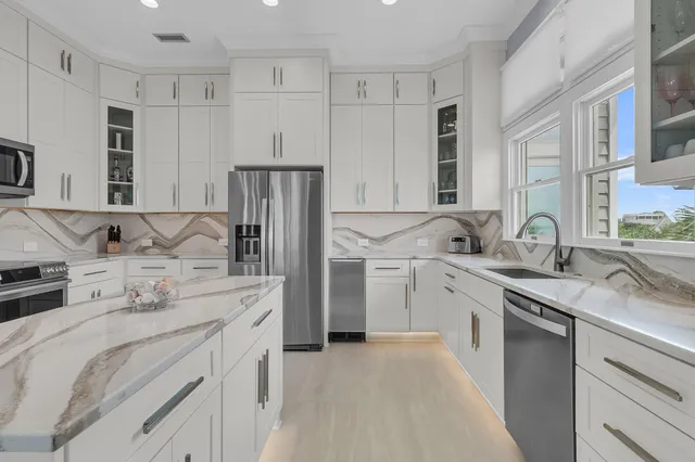 $6,500,000 | 210 Ocean Boulevard, Isle of Palms, SC 29451