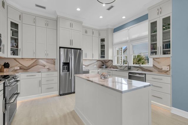 $6,500,000 | 210 Ocean Boulevard, Isle of Palms, SC 29451