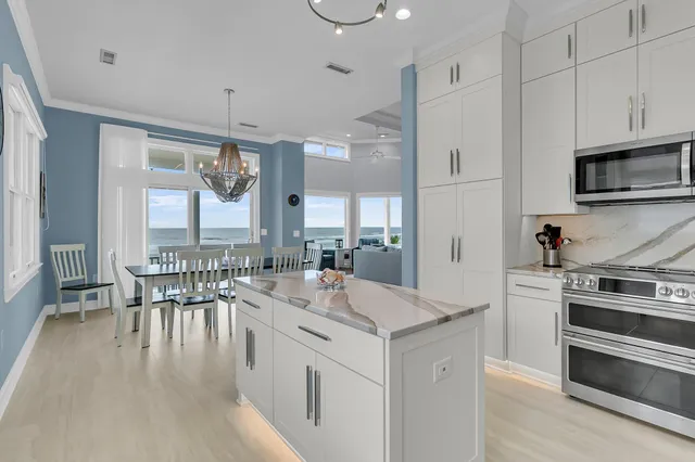 $6,500,000 | 210 Ocean Boulevard, Isle of Palms, SC 29451